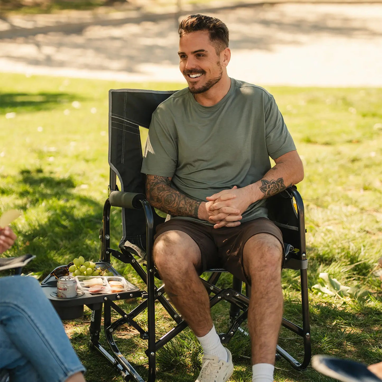 Stowaway Rocker™ with Side Table